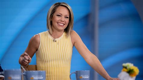 dylan dreyer butt|Dylan Dreyer bares washboard abs in cropped top and low.